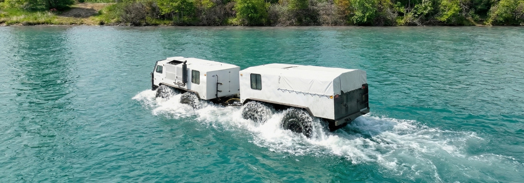 MR-8 на воде